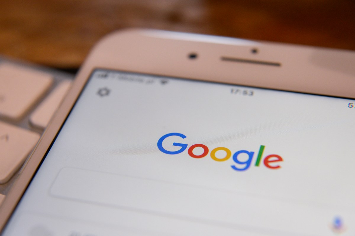 Google's new tools help discussion forums and social media platforms rank higher in search results